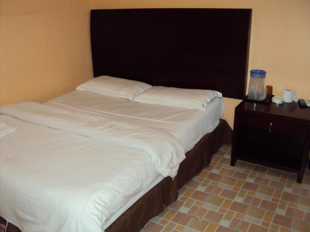 Kinabalu Borneo Hotel Kota Kinabalu Zimmer foto